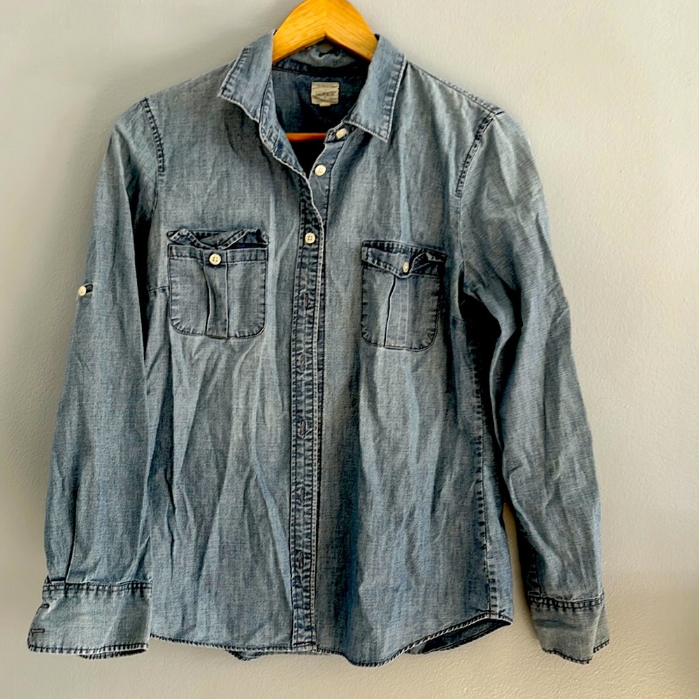 Light-wash Chambray Shirt